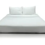White fitted hotel bed sheet with smooth mattress grip – INEQUIP