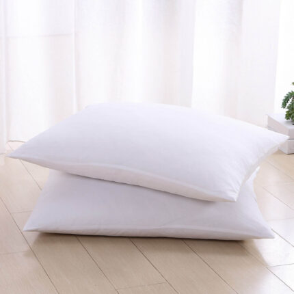 Plain white hotel pillow covers – INEQUIP